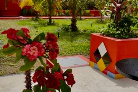 Notre zone d'activité pour ce service Maison meublée avec piscine, pensée pour expatrié solo ou en couple